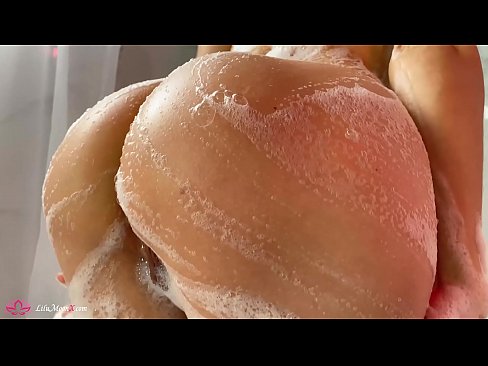 ❤️ Brunette, Duşda Güclü Orgazm Vermək üçün Vibratorla Pişiyi Mastürbasyon Etdirir Porno fb az.villagesexvideos.ru ❌️