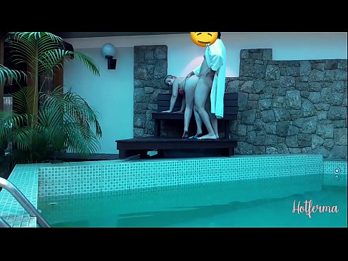 ❤️ Boss hovuza qulluqçu dəvət edir, lakin isti müqavimət göstərə bilmədi Porno fb az.villagesexvideos.ru ❌️