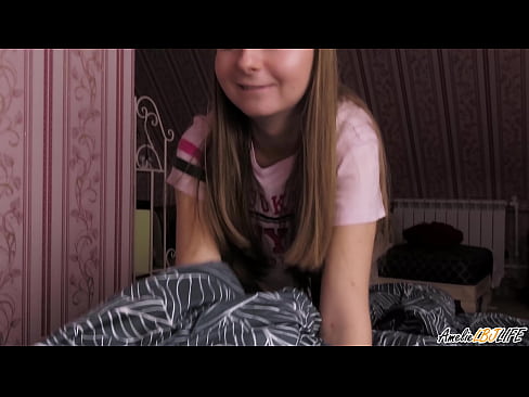 ❤️ Blondie onun BFF-ni dərindən sorur və ağzına boşaldır Porno fb az.villagesexvideos.ru ❌️