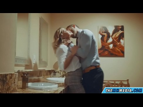 ❤️ Döşlü sarışın sizi ictimai tualetdə aldatdıqda Porno fb az.villagesexvideos.ru ❌️